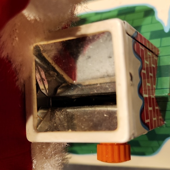 1960 Deluxe Animated Battery & Coin Operated Santa Bank. In the box - Picture 9 of 17